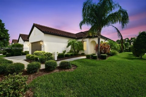 Villa ou maison à Bradenton, Floride 3 chambres № 2397851