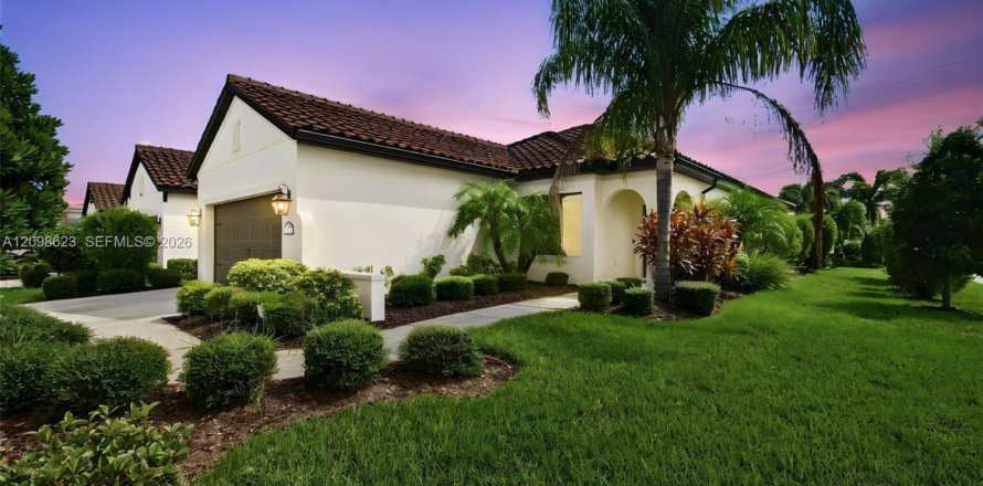 Villa ou maison à Bradenton, Floride 3 chambres № 2397851
