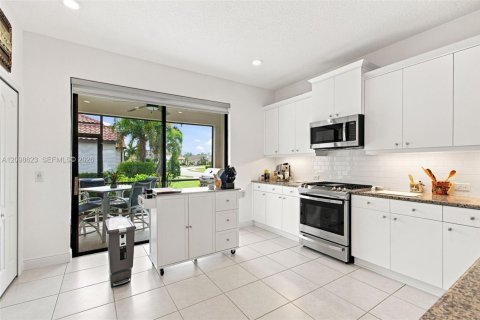 Villa ou maison à vendre à Bradenton, Floride: 3 chambres № 2397851 - photo 13