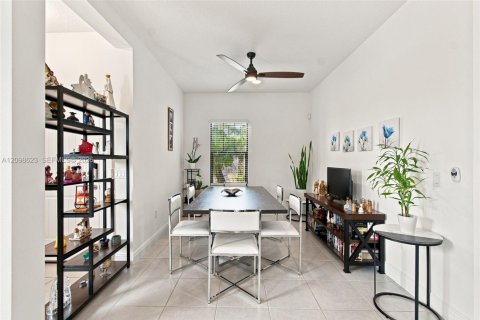 Villa ou maison à vendre à Bradenton, Floride: 3 chambres № 2397851 - photo 8