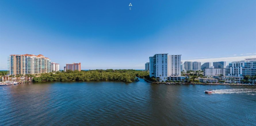 Condo à Fort Lauderdale, Floride, 4 chambres  № 2089521