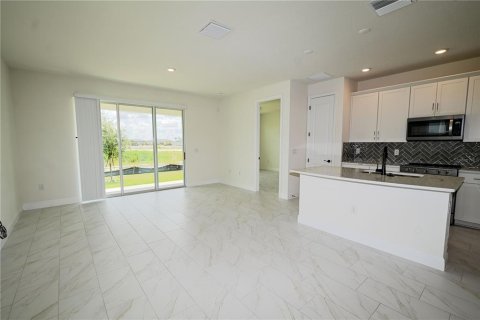 Adosado en alquiler en Parrish, Florida, 3 dormitorios, 134.15 m2 № 1885151 - foto 5