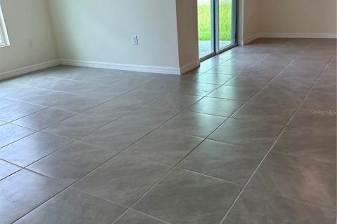 Casa en alquiler en Ocala, Florida, 4 dormitorios, 169.83 m2 № 1884333 - foto 9