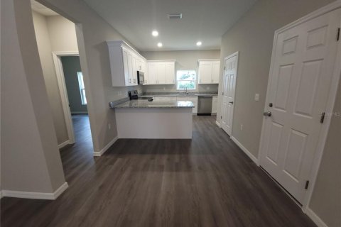 House in Tampa, Florida 3 bedrooms, 116.22 sq.m. № 2095596 - photo 3