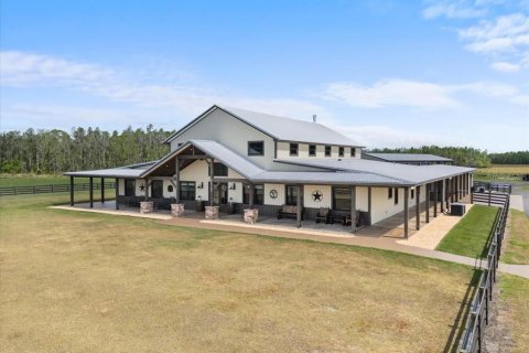 Villa ou maison à vendre à Lakeland, Floride: 6 chambres, 647.71 m2 № 1658180 - photo 2