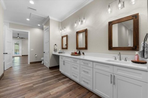 Casa en venta en Lakeland, Florida, 6 dormitorios, 647.71 m2 № 1658180 - foto 24