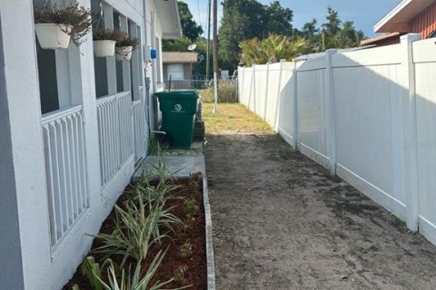 House in Englewood, Florida 2 bedrooms, 89.19 sq.m. № 2239070 - photo 19