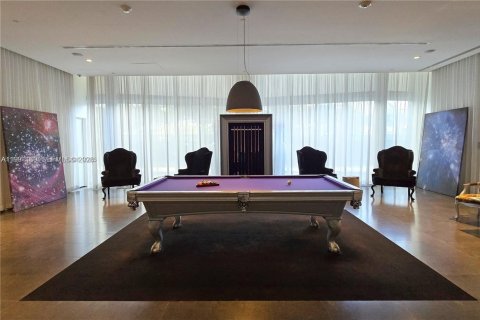 Снять в аренду кондоминиум в Майами, Флорида 2 спальни, 153.66м2, № 2057450 - фото 26