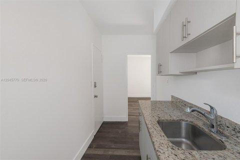 Copropriété à vendre à Miami Beach, Floride: 1 chambre, 53.6 m2 № 2242392 - photo 9