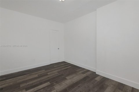 Copropriété à vendre à Miami Beach, Floride: 1 chambre, 53.6 m2 № 2242392 - photo 13