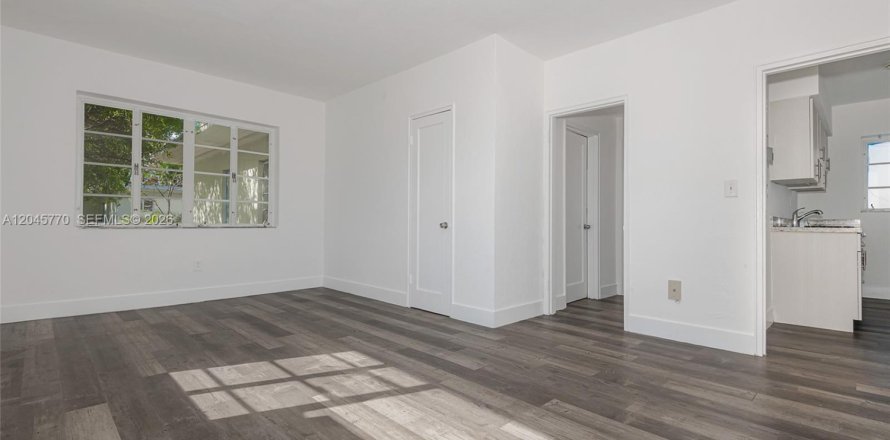 Condo à Miami Beach, Floride, 1 chambre  № 2242392