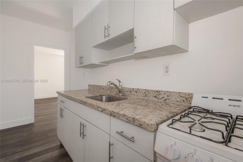 Copropriété à vendre à Miami Beach, Floride: 1 chambre, 53.6 m2 № 2242392 - photo 7
