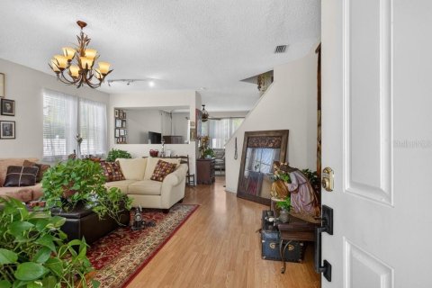 House in Palm Coast, Florida 4 bedrooms, 269.6 sq.m. № 2200223 - photo 5