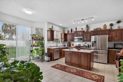 House in Palm Coast, Florida 4 bedrooms, 269.6 sq.m. № 2200223 - photo 14