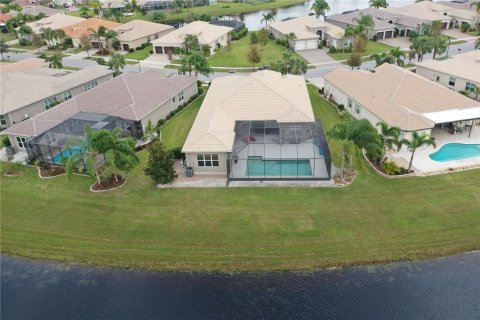 House in Wimauma, Florida 3 bedrooms, 306.76 sq.m. № 1410005 - photo 6