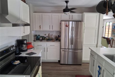 Casa en venta en Bradenton, Florida, 3 dormitorios, 141.77 m2 № 1806557 - foto 26