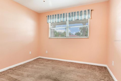 House in Seminole, Florida 3 bedrooms, 152.45 sq.m. № 1919616 - photo 26