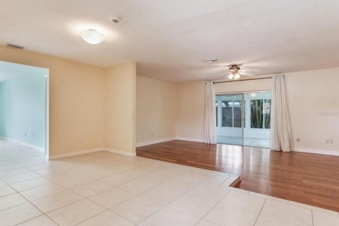House in Seminole, Florida 3 bedrooms, 152.45 sq.m. № 1919616 - photo 4