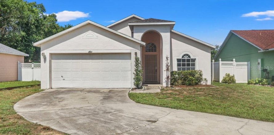 House in Orlando, Florida 3 bedrooms, 124.12 sq.m. № 1825039