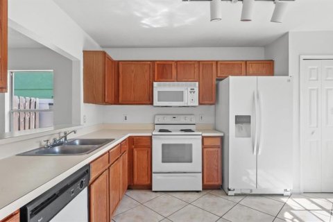 House in Orlando, Florida 3 bedrooms, 124.12 sq.m. № 1825039 - photo 4