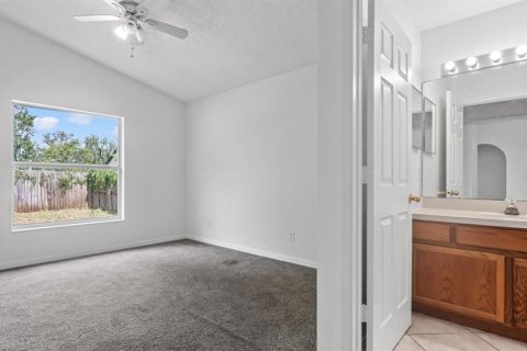 House in Orlando, Florida 3 bedrooms, 124.12 sq.m. № 1825039 - photo 10