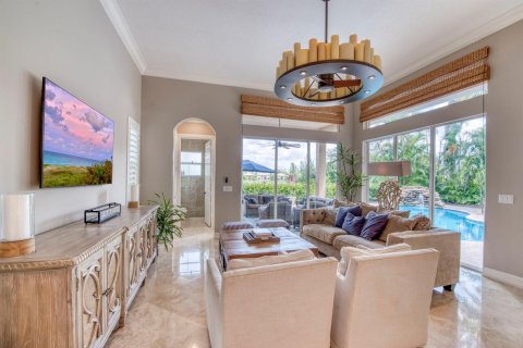 Casa en venta en West Palm Beach, Florida, 5 dormitorios, 371.7 m2 № 2328947 - foto 17