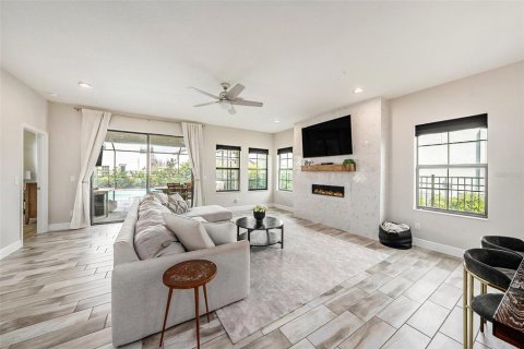 Casa en venta en Land O' Lakes, Florida, 3 dormitorios, 195.84 m2 № 1843542 - foto 9