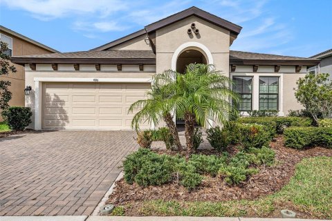 Casa en venta en Land O' Lakes, Florida, 3 dormitorios, 195.84 m2 № 1843542 - foto 2