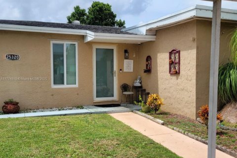 Casa en venta en Homestead, Florida, 4 dormitorios, 153.29 m2 № 1861595 - foto 4