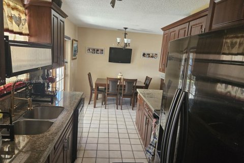 Casa en venta en Homestead, Florida, 4 dormitorios, 153.29 m2 № 1861595 - foto 9
