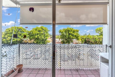 Купить кондоминиум в Хайалиа, Флорида 2 спальни, 95.22м2, № 1960482 - фото 16