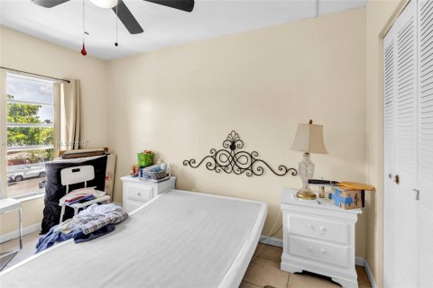 Купить кондоминиум в Хайалиа, Флорида 2 спальни, 95.22м2, № 1960482 - фото 14