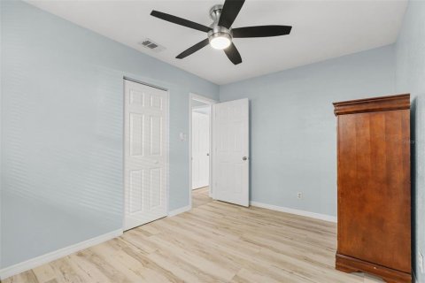 Villa ou maison à vendre à Tampa, Floride: 3 chambres, 141.95 m2 № 2410147 - photo 19