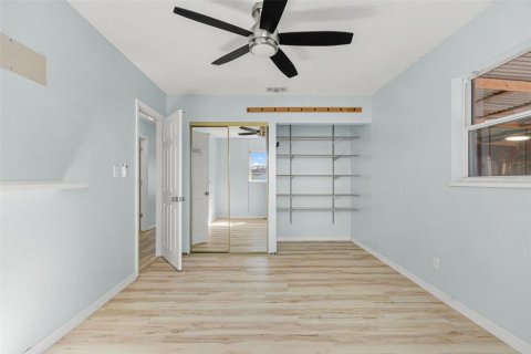 Villa ou maison à vendre à Tampa, Floride: 3 chambres, 141.95 m2 № 2410147 - photo 29