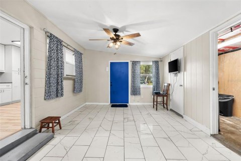 Villa ou maison à vendre à Tampa, Floride: 3 chambres, 141.95 m2 № 2410147 - photo 25