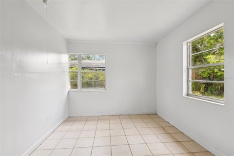 Villa ou maison à vendre à Tampa, Floride: 4 chambres, 153.85 m2 № 1884027 - photo 23