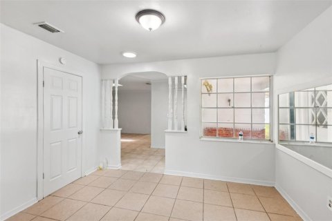 Villa ou maison à vendre à Tampa, Floride: 4 chambres, 153.85 m2 № 1884027 - photo 10