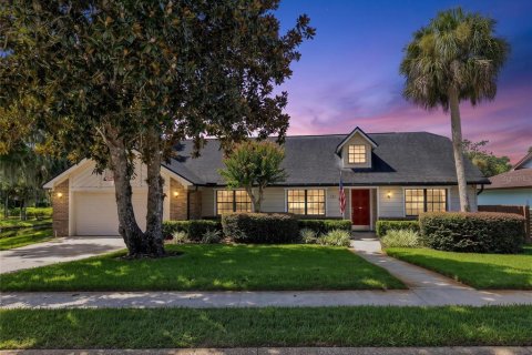 Villa ou maison à vendre à Longwood, Floride: 4 chambres, 220.74 m2 № 2297253 - photo 2