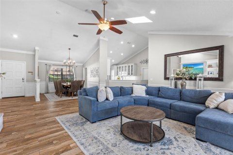 Villa ou maison à vendre à Longwood, Floride: 4 chambres, 220.74 m2 № 2297253 - photo 5