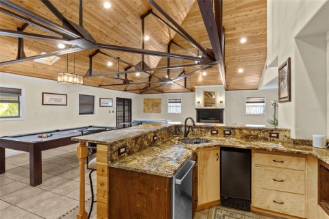 House in Oviedo, Florida 4 bedrooms, 499.54 sq.m. № 2420526 - photo 27