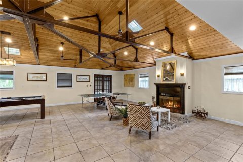 House in Oviedo, Florida 4 bedrooms, 499.54 sq.m. № 2420526 - photo 25