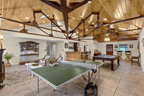 House in Oviedo, Florida 4 bedrooms, 499.54 sq.m. № 2420526 - photo 23