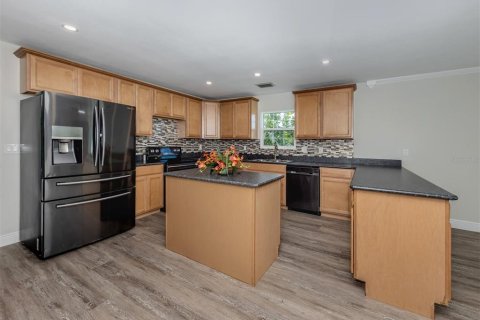 Casa en venta en Sarasota, Florida, 4 dormitorios, 246.75 m2 № 2091872 - foto 12