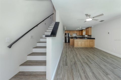 Casa en venta en Sarasota, Florida, 4 dormitorios, 246.75 m2 № 2091872 - foto 10