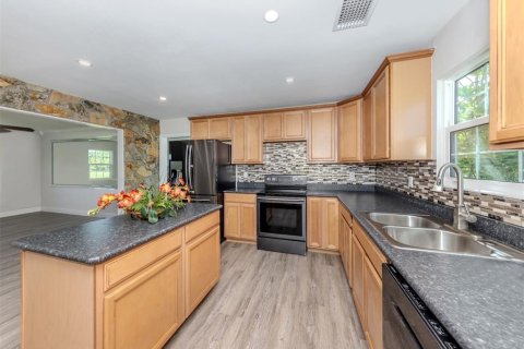 Casa en venta en Sarasota, Florida, 4 dormitorios, 246.75 m2 № 2091872 - foto 15