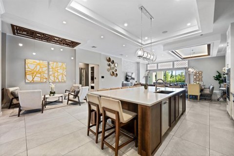 Casa en venta en Four Corners, Florida, 10 dormitorios, 806.02 m2 № 1915258 - foto 14