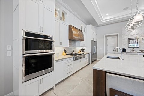 Casa en venta en Four Corners, Florida, 10 dormitorios, 806.02 m2 № 1915258 - foto 16