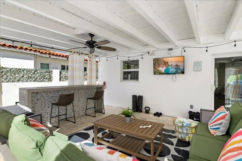 Villa ou maison à vendre à Miami, Floride: 3 chambres, 145.21 m2 № 1965257 - photo 15