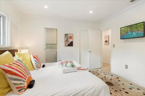 Villa ou maison à vendre à Miami, Floride: 3 chambres, 145.21 m2 № 1965257 - photo 27
