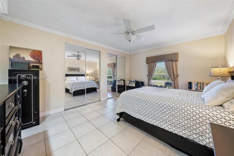 Villa ou maison à vendre à West Palm Beach, Floride: 4 chambres, 323.02 m2 № 2026840 - photo 22